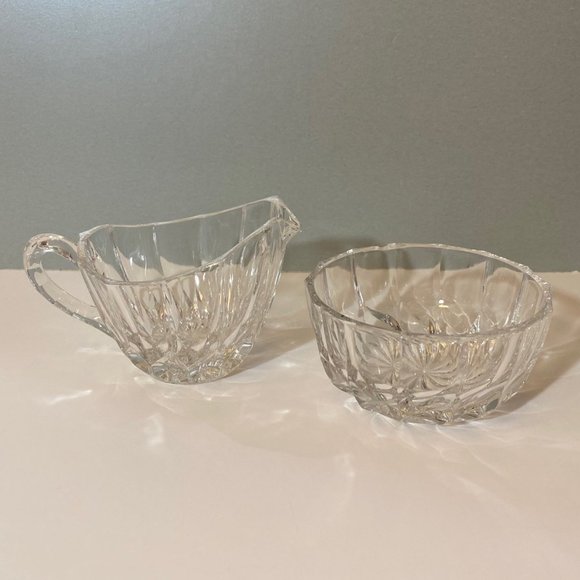Vintage Action Industries 1981 Glass Sugar & Creamer Set - Picture 2 of 12